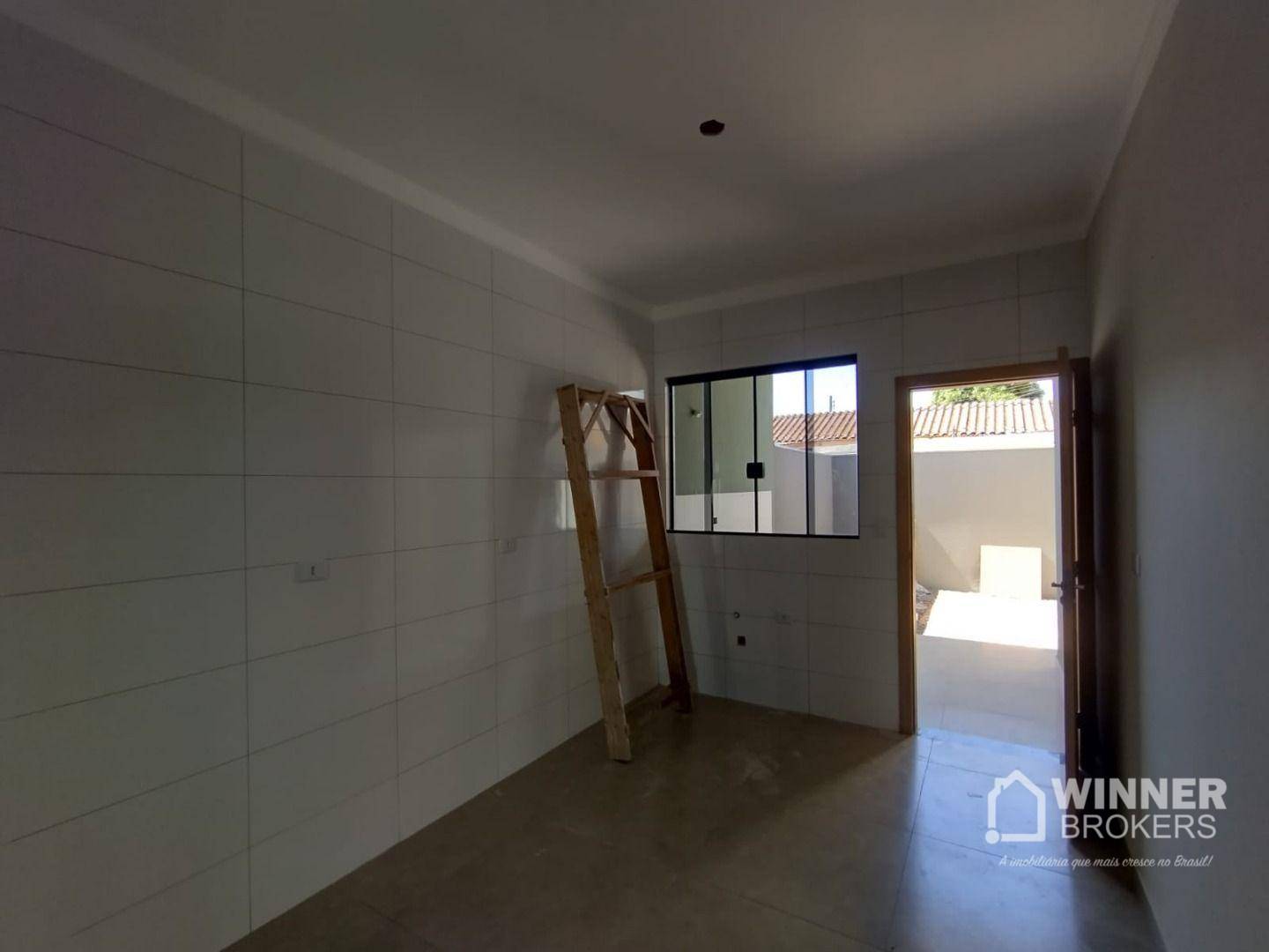 Casa à venda com 3 quartos, 72m² - Foto 9