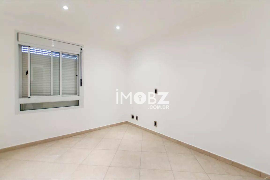 Apartamento à venda com 3 quartos, 180m² - Foto 11