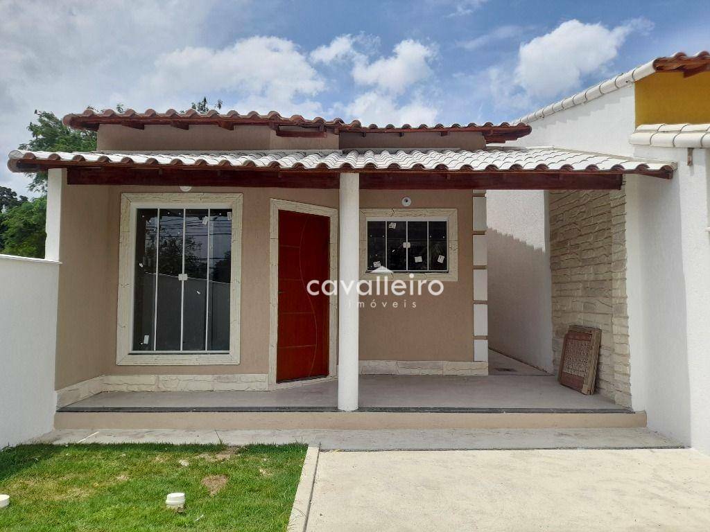 Casa à venda com 2 quartos, 70m² - Foto 1