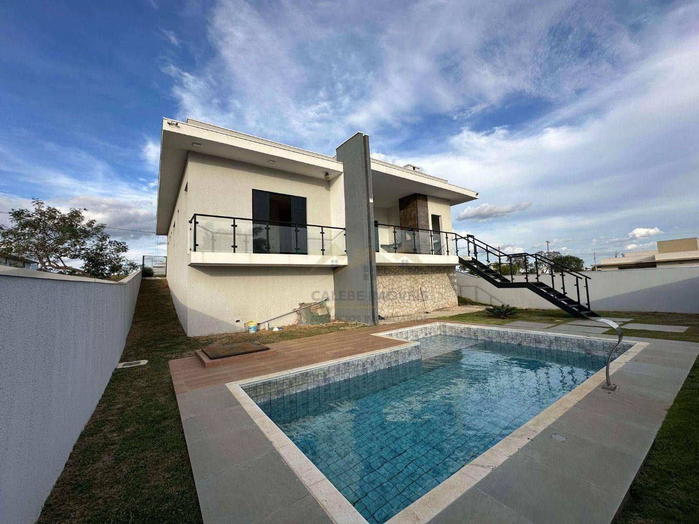 Casa de Condomínio à venda com 3 quartos, 170m² - Foto 1