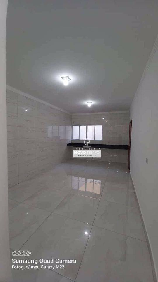 Sobrado à venda com 2 quartos, 125m² - Foto 1