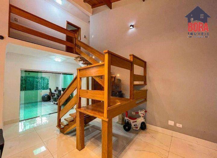 Casa à venda e aluguel com 4 quartos, 300m² - Foto 36