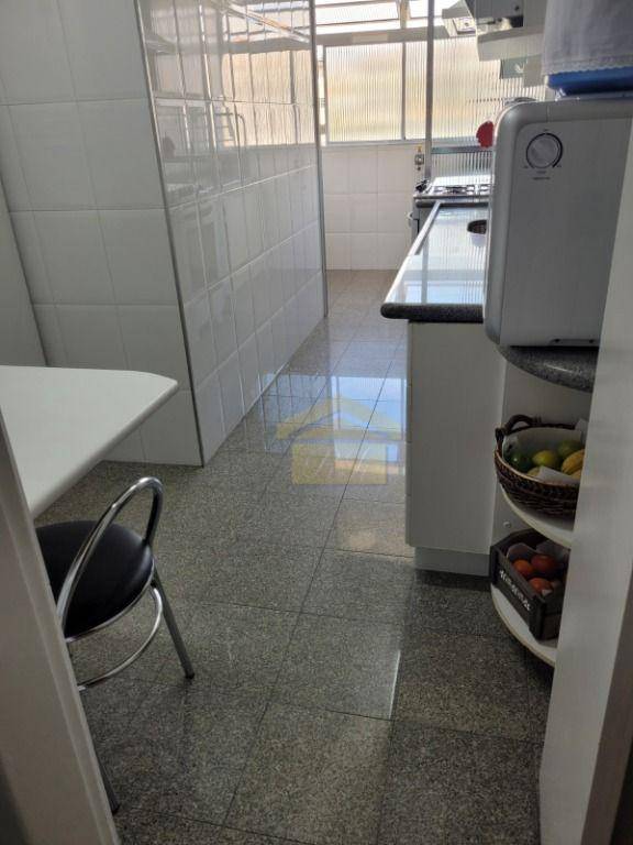 Apartamento à venda com 2 quartos, 56m² - Foto 14