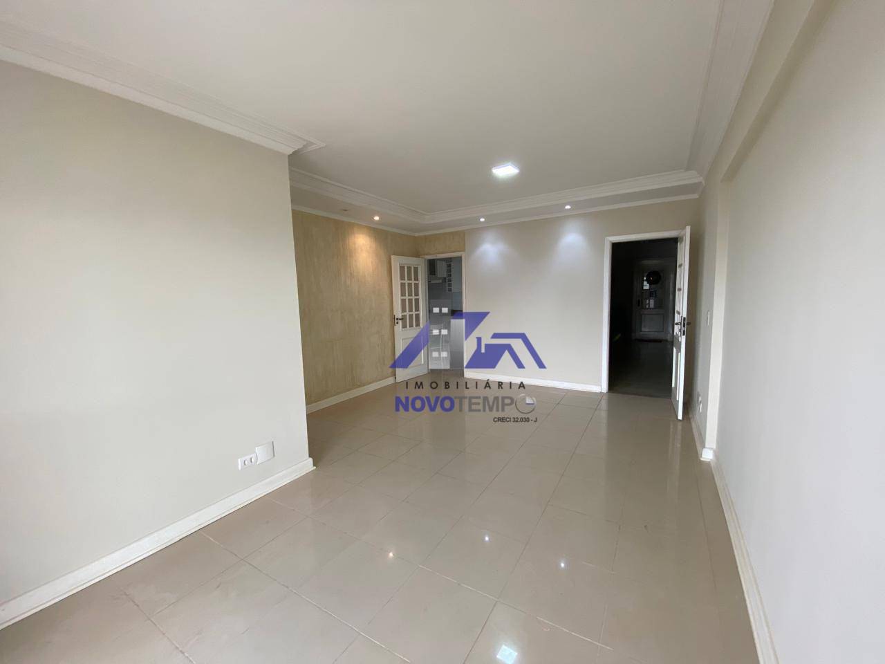 Apartamento à venda com 2 quartos, 95m² - Foto 1