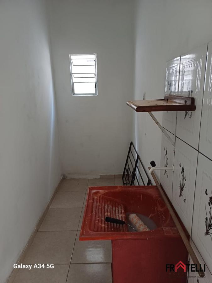 Casa à venda com 4 quartos, 108m² - Foto 18