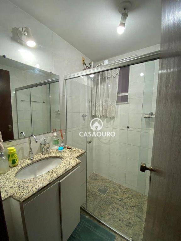 Apartamento à venda com 3 quartos, 115m² - Foto 19