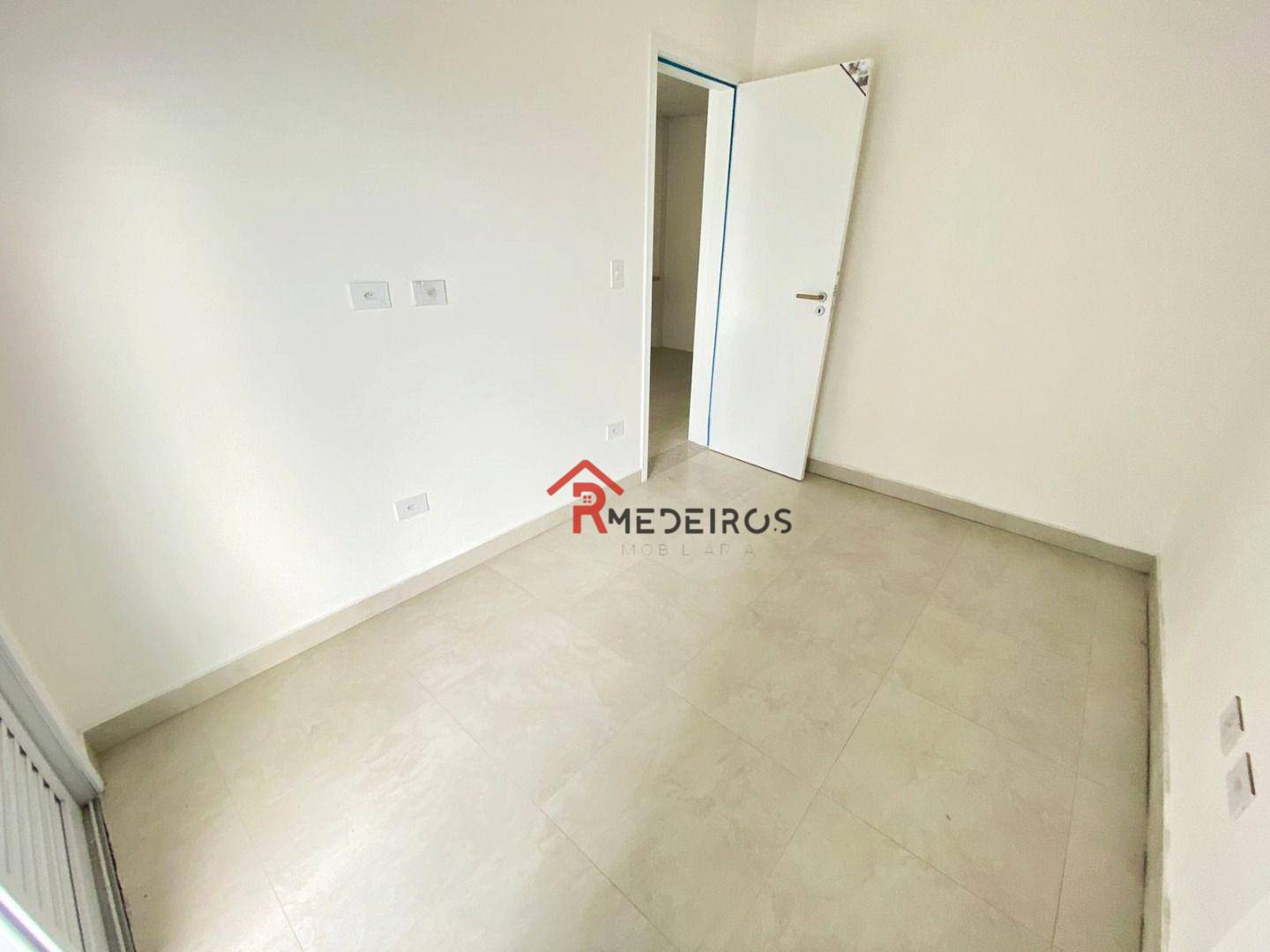 Apartamento à venda com 1 quarto, 40m² - Foto 12