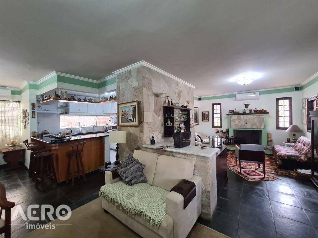 Casa de Condomínio à venda com 3 quartos, 400m² - Foto 33