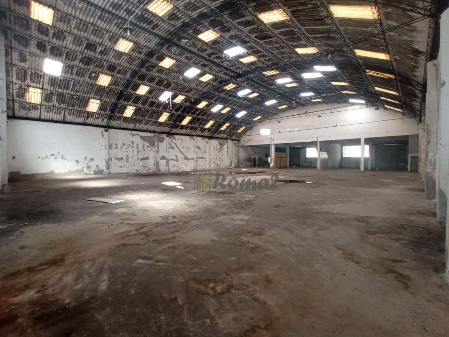 Depósito-Galpão-Armazém para alugar, 1100m² - Foto 1