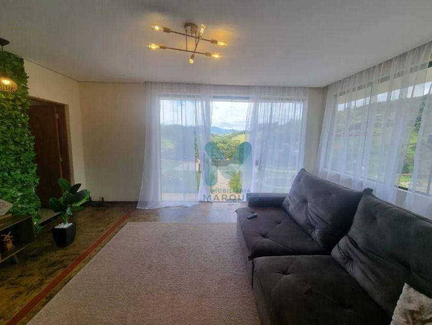 Casa à venda com 3 quartos, 160m² - Foto 3