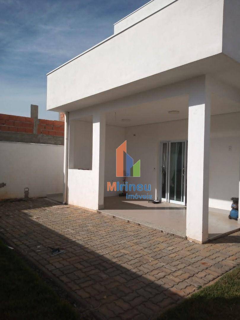 Casa à venda com 3 quartos, 174m² - Foto 16