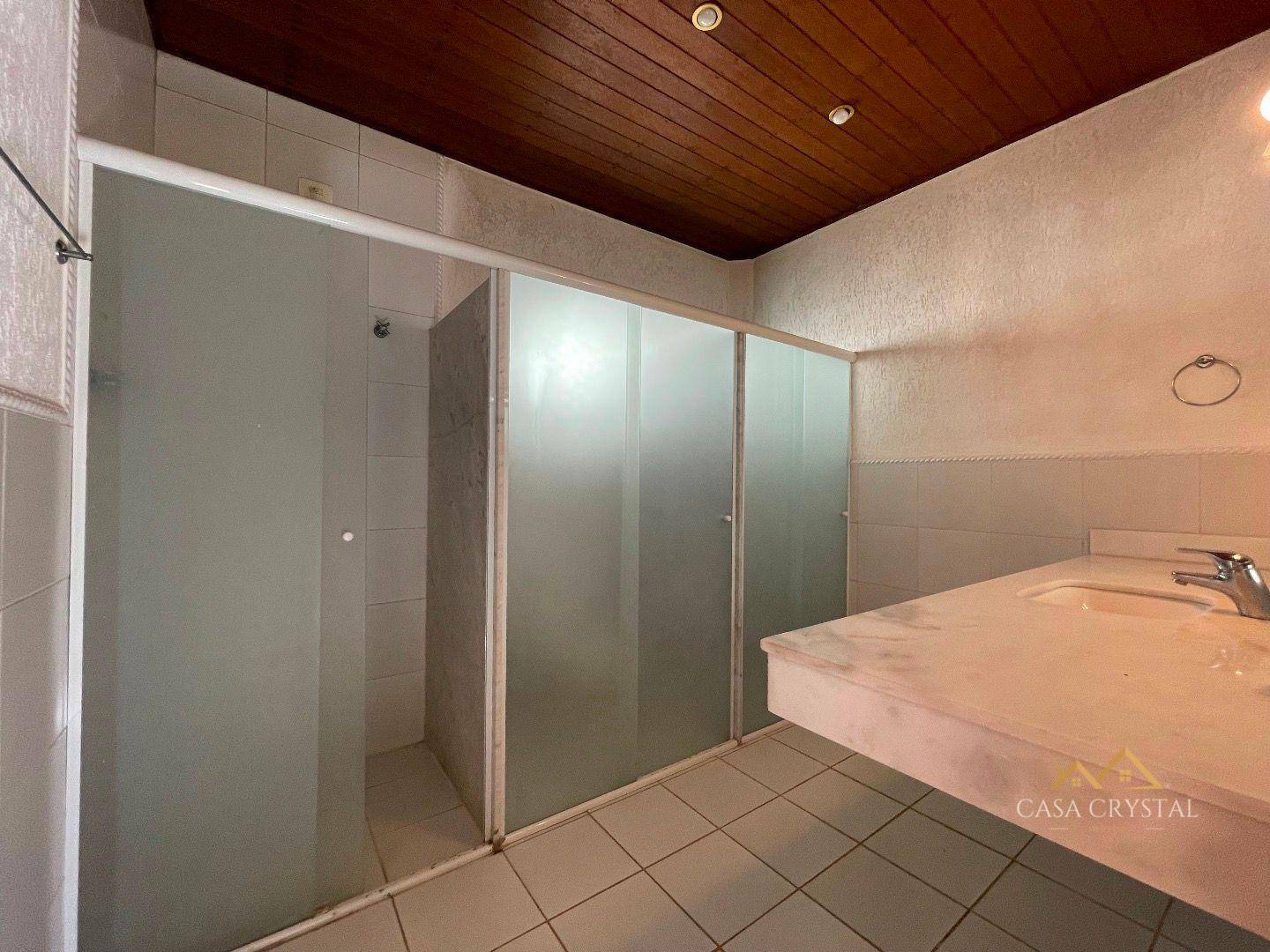 Casa de Condomínio à venda com 3 quartos, 600m² - Foto 33