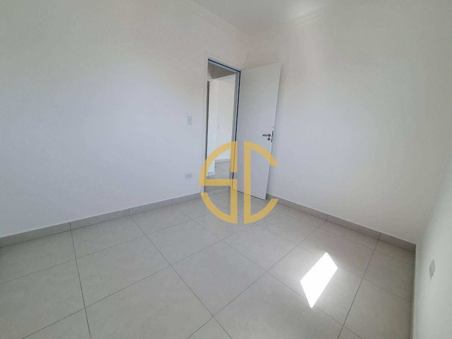 Apartamento à venda com 2 quartos, 63m² - Foto 17