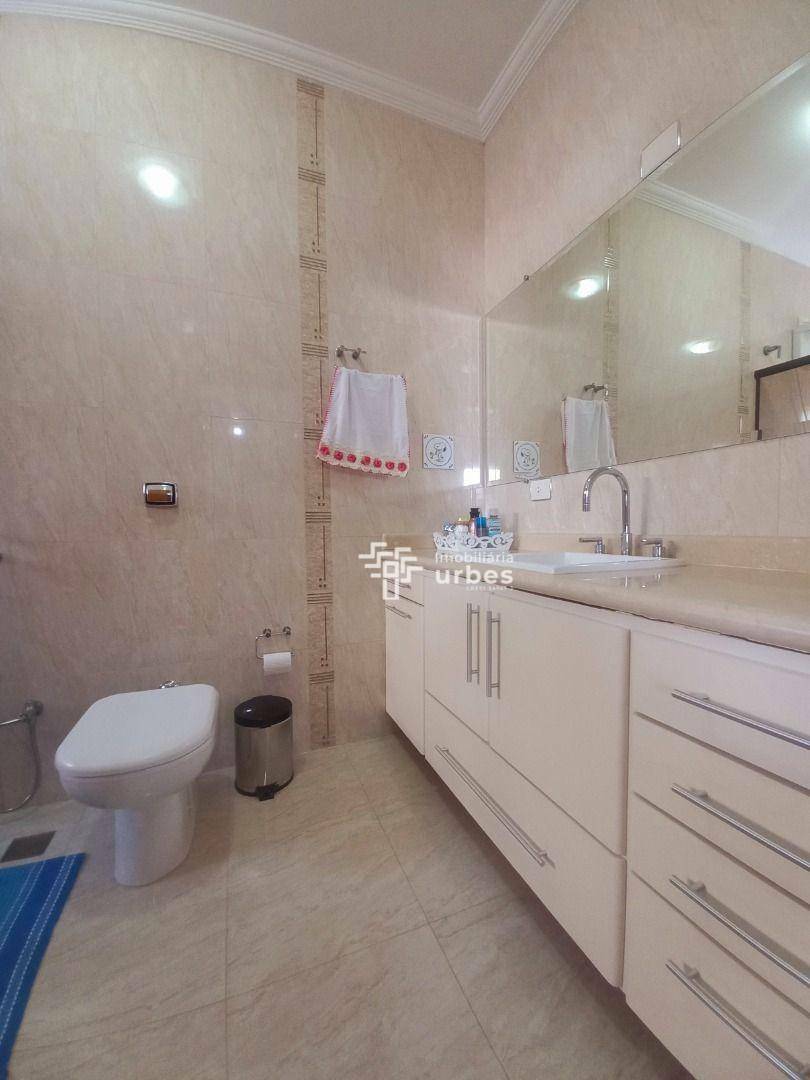 Casa à venda com 3 quartos, 347m² - Foto 43