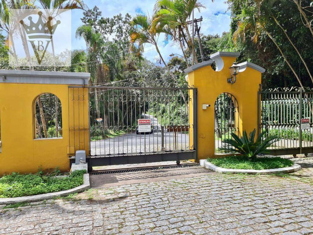 Casa de Condomínio para alugar com 3 quartos, 261m² - Foto 20