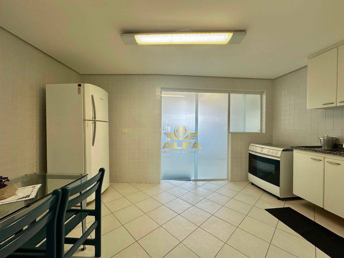 Apartamento à venda com 3 quartos, 184m² - Foto 32