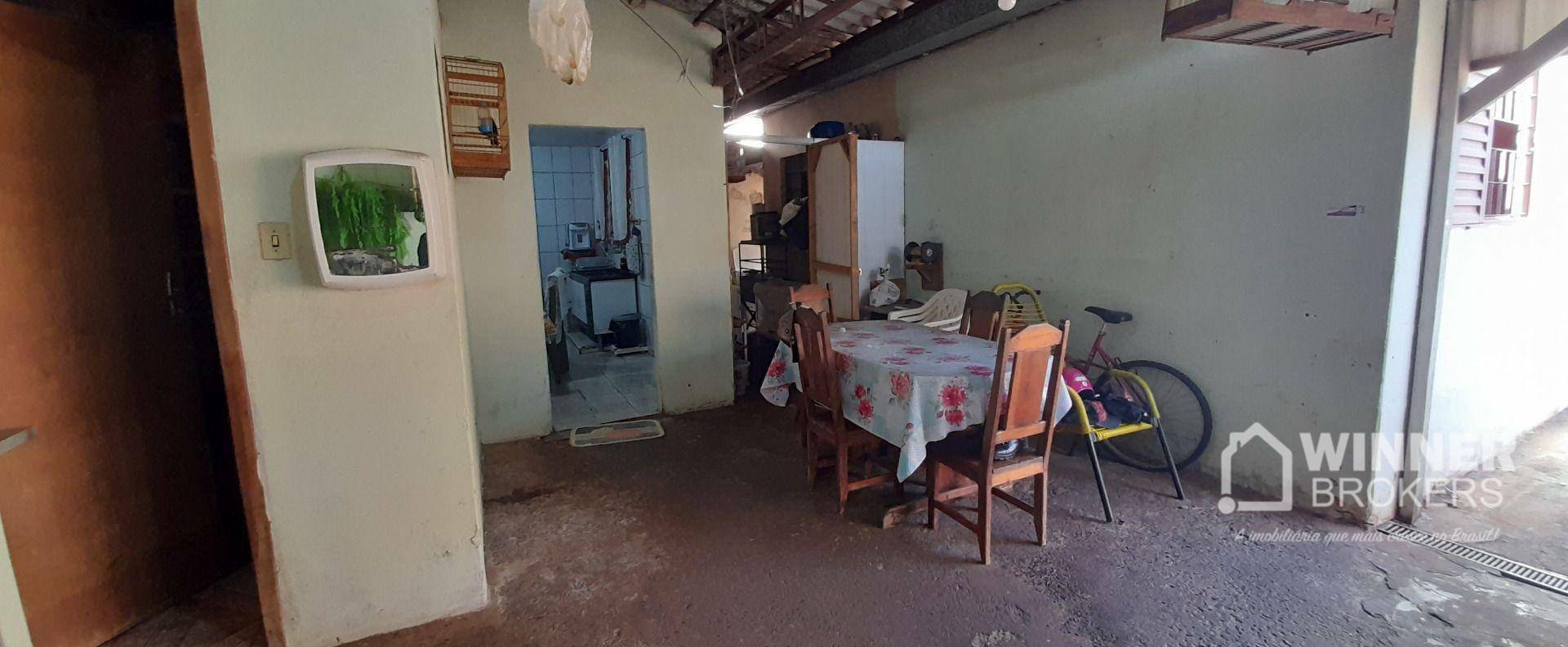 Casa à venda com 3 quartos, 95m² - Foto 3