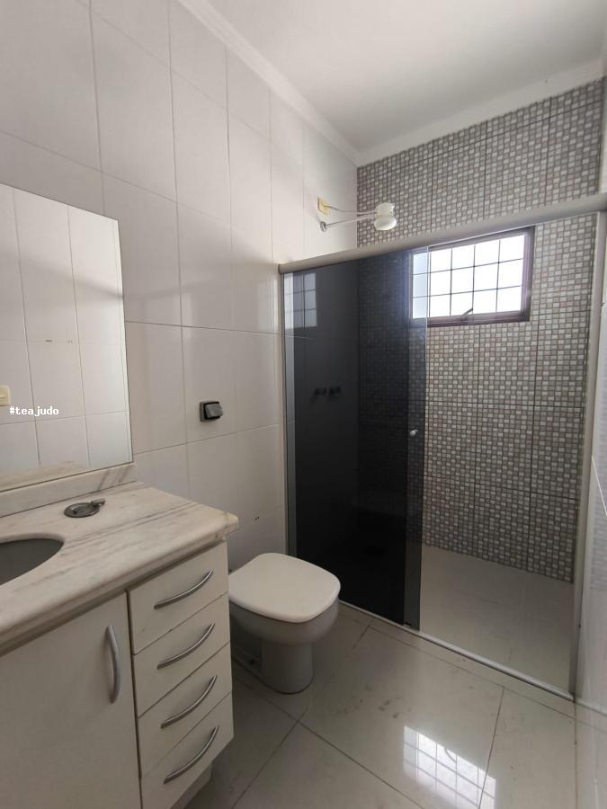 Casa à venda com 3 quartos, 230m² - Foto 17