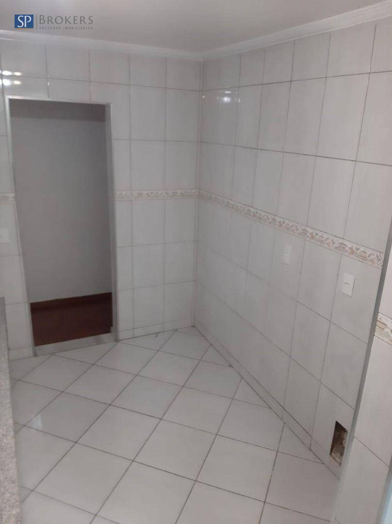 Apartamento à venda com 3 quartos, 80m² - Foto 3