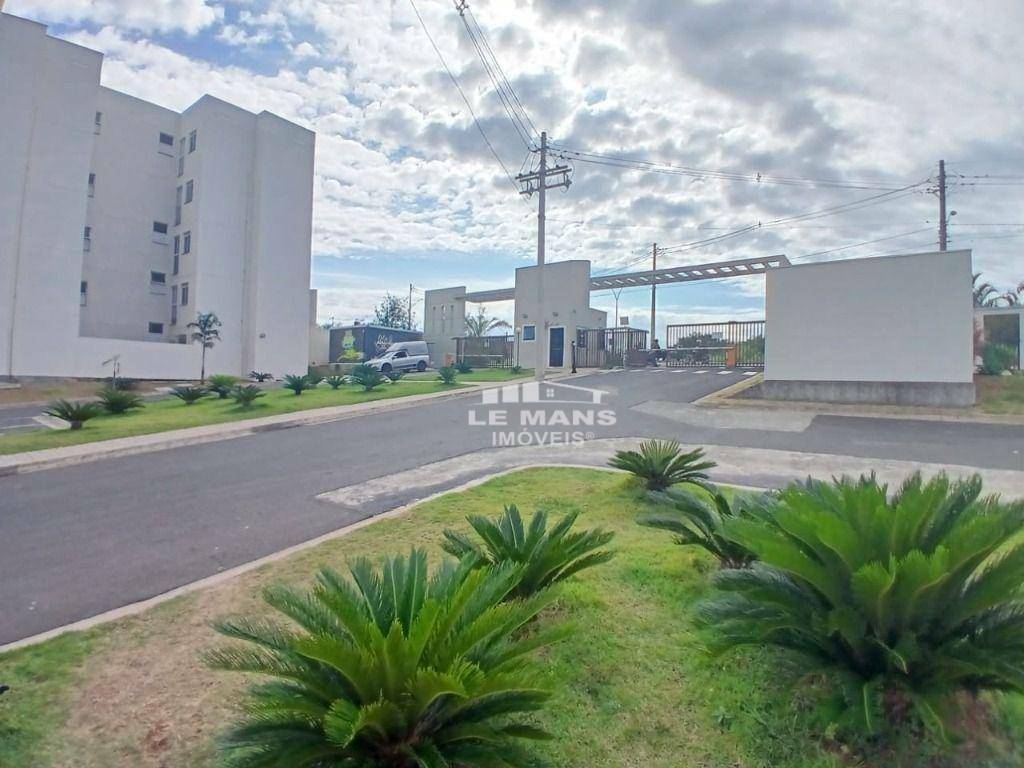 Apartamento à venda com 2 quartos, 39m² - Foto 14