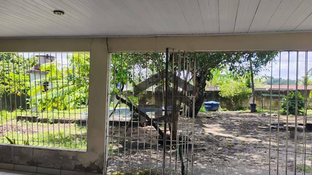 Casa à venda com 2 quartos, 990M2 - Foto 2