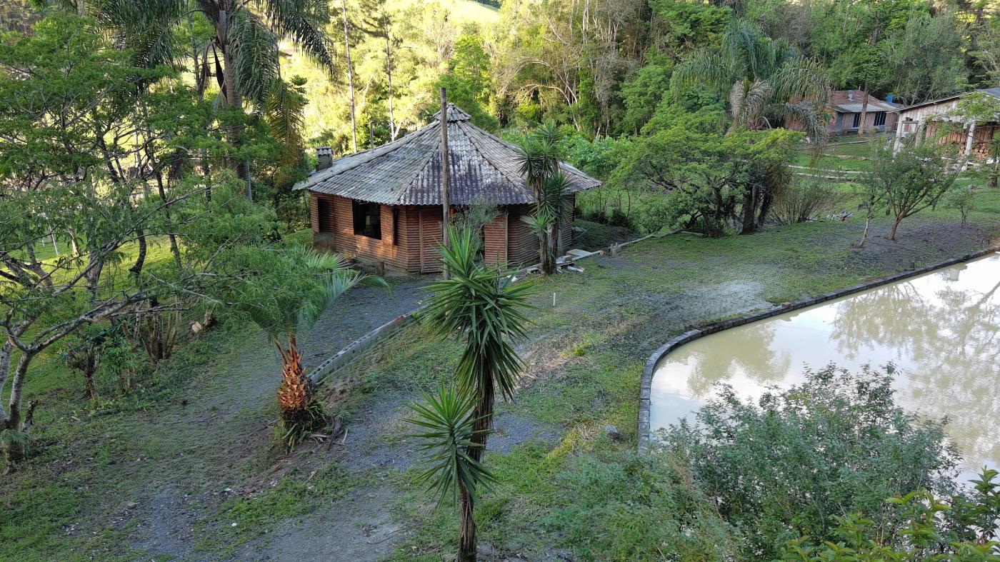 Fazenda à venda com 2 quartos, 8000m² - Foto 44