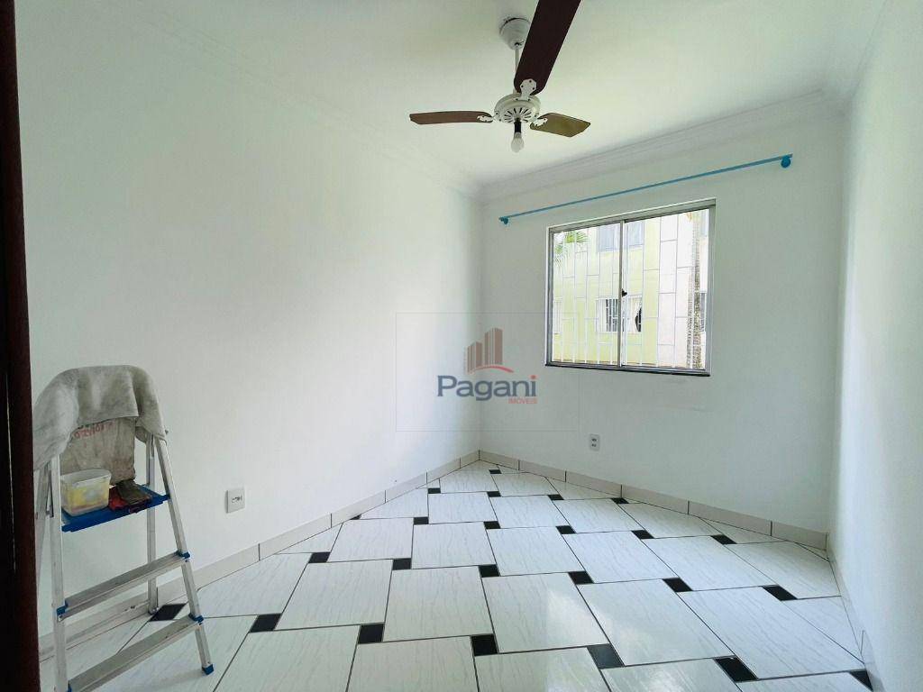 Apartamento para alugar com 2 quartos, 45m² - Foto 10