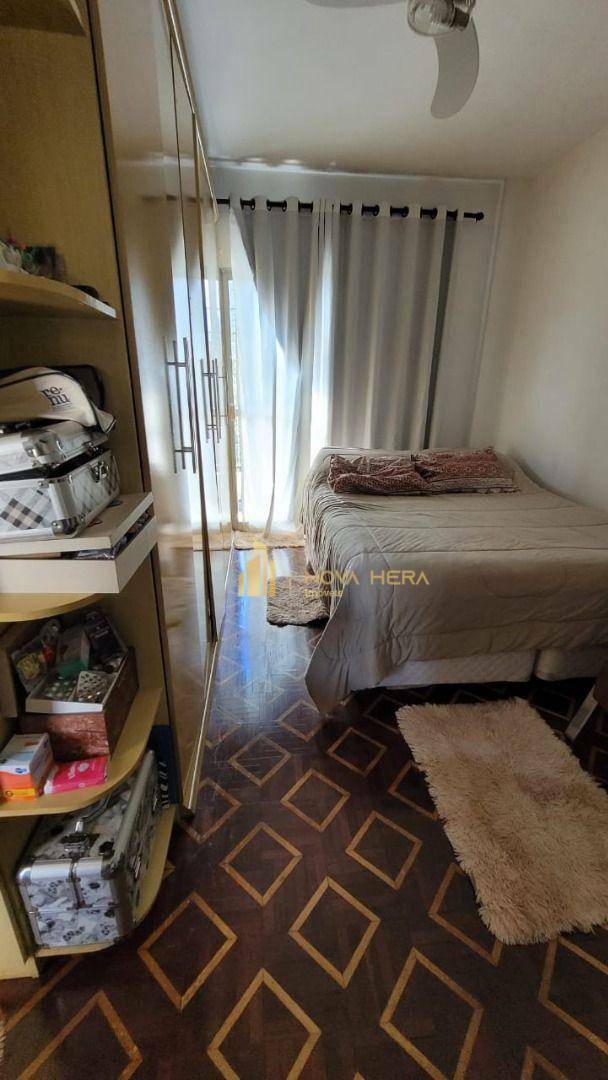 Apartamento à venda com 2 quartos, 68m² - Foto 11