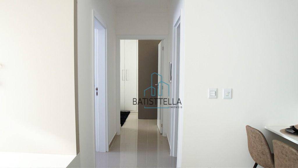 Apartamento à venda com 2 quartos, 64m² - Foto 19