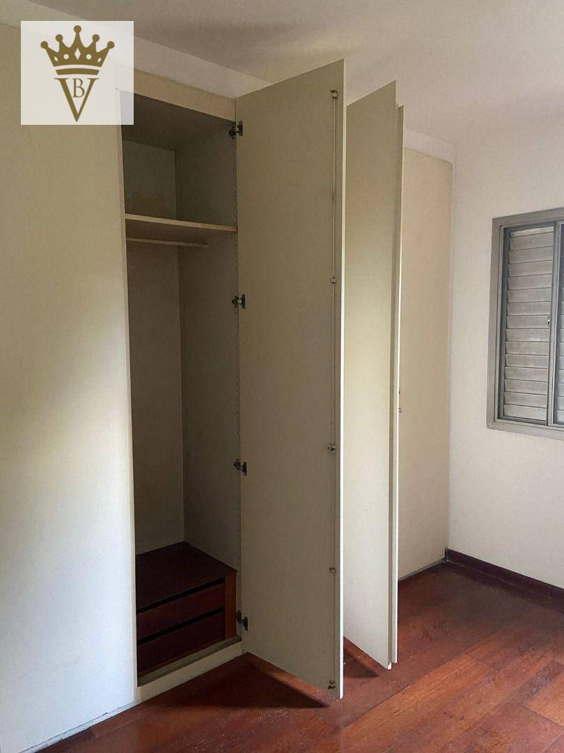 Apartamento à venda com 4 quartos, 234m² - Foto 8