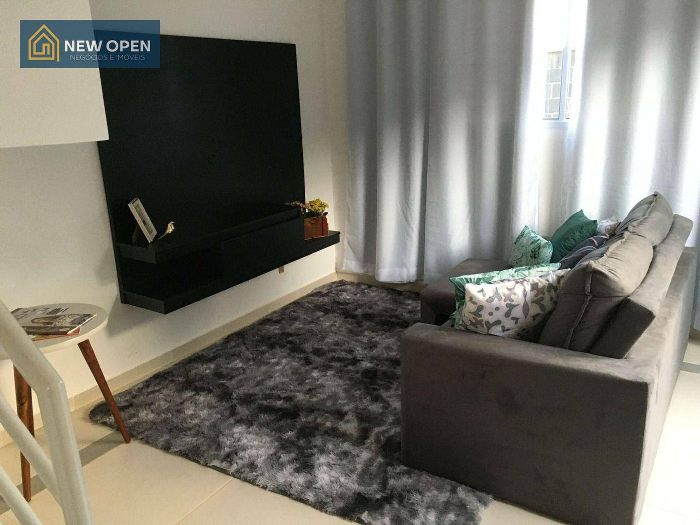 Casa à venda com 2 quartos, 60m² - Foto 4