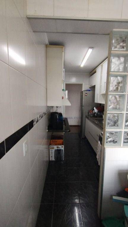 Apartamento à venda com 3 quartos, 64m² - Foto 5