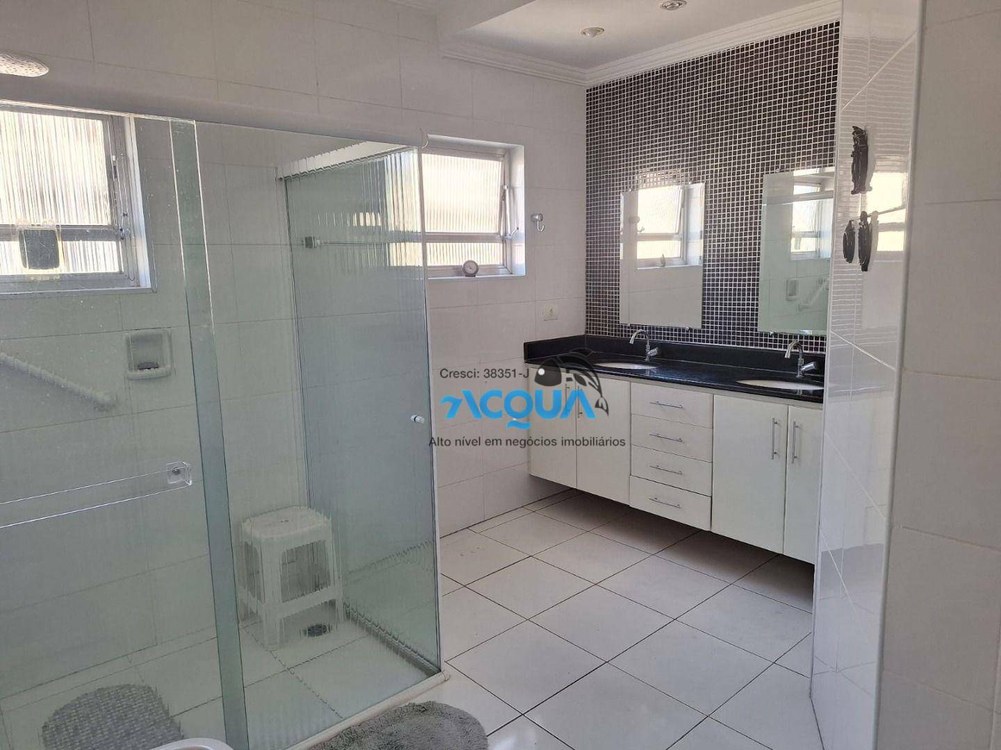 Apartamento à venda com 3 quartos, 155m² - Foto 14