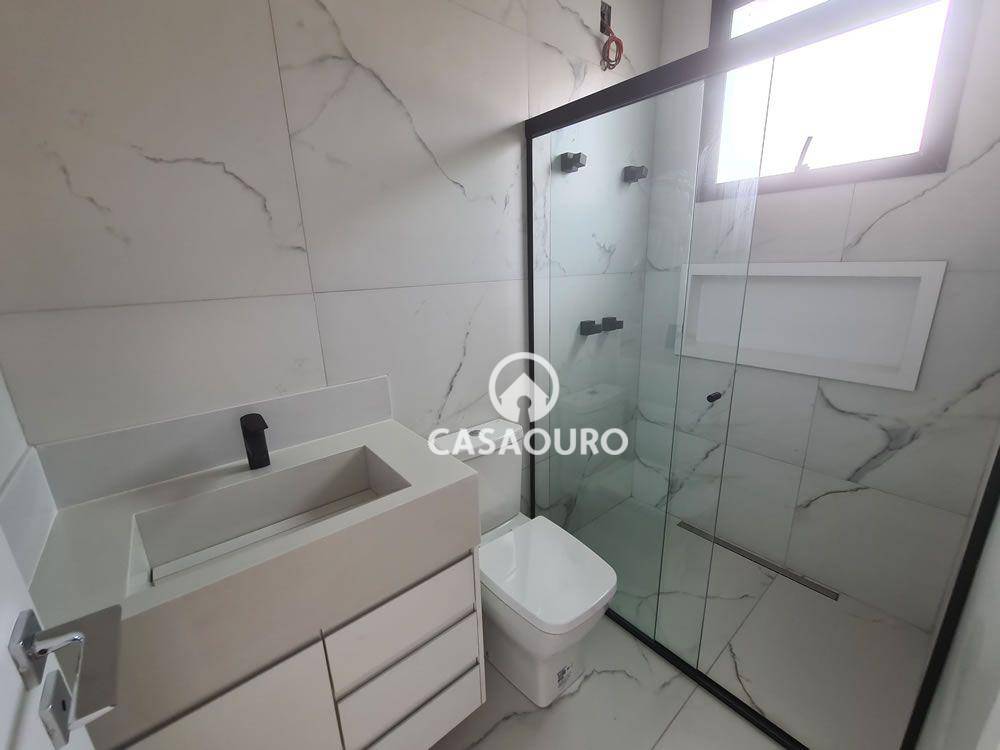 Casa de Condomínio à venda com 4 quartos, 247m² - Foto 10