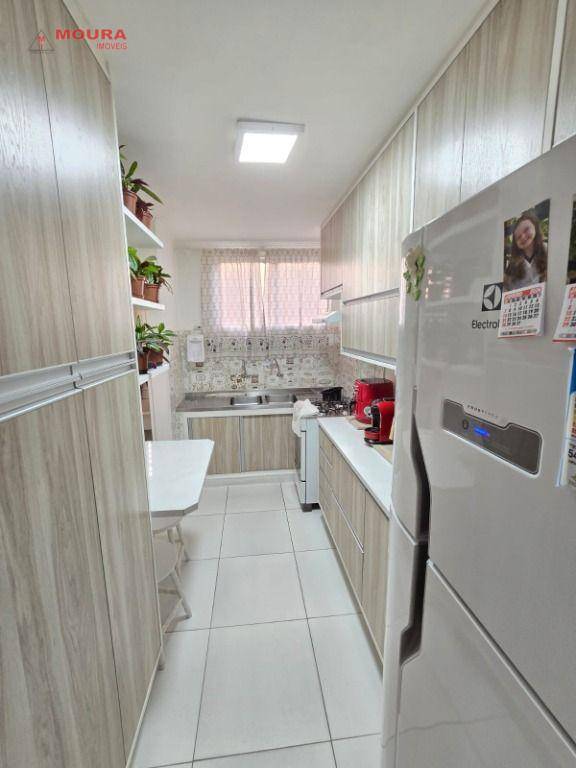 Apartamento à venda com 2 quartos, 57m² - Foto 13