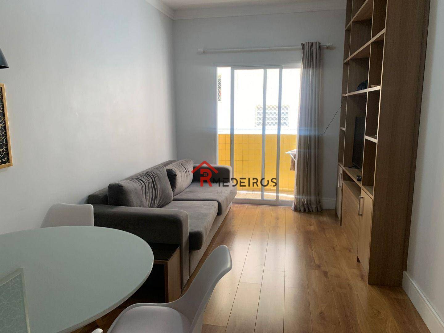 Apartamento à venda com 1 quarto, 50m² - Foto 1