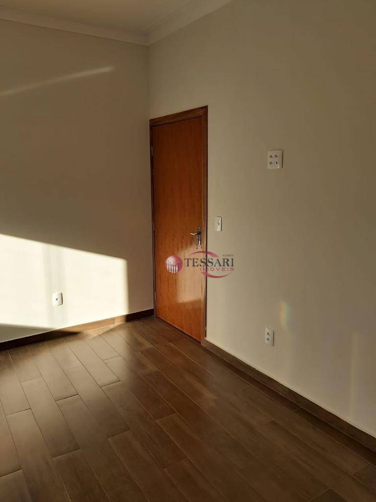 Casa à venda com 3 quartos, 140m² - Foto 13