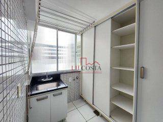 Apartamento à venda com 2 quartos, 70m² - Foto 27