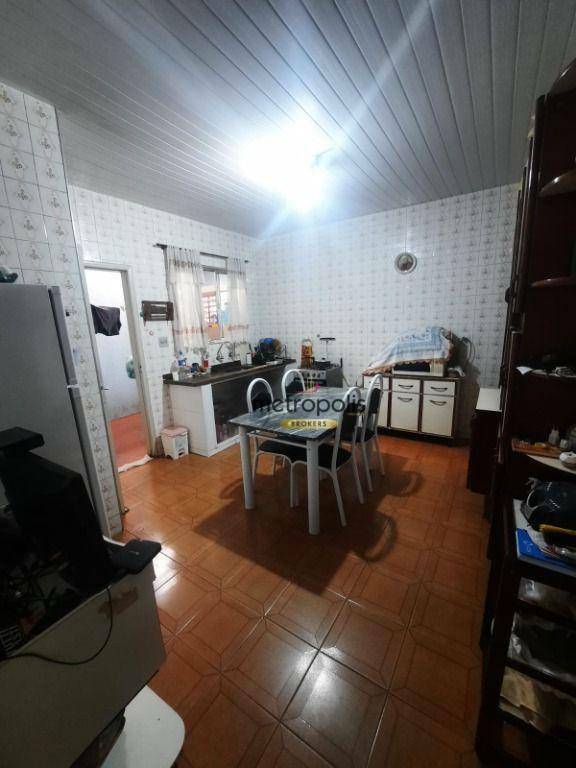 Casa à venda com 3 quartos, 142m² - Foto 4