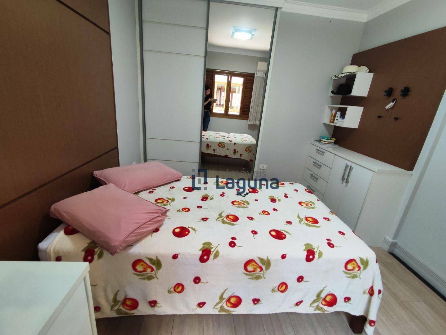 Casa à venda com 3 quartos, 230m² - Foto 65