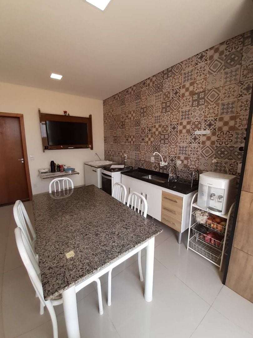 Casa à venda com 4 quartos, 190m² - Foto 6