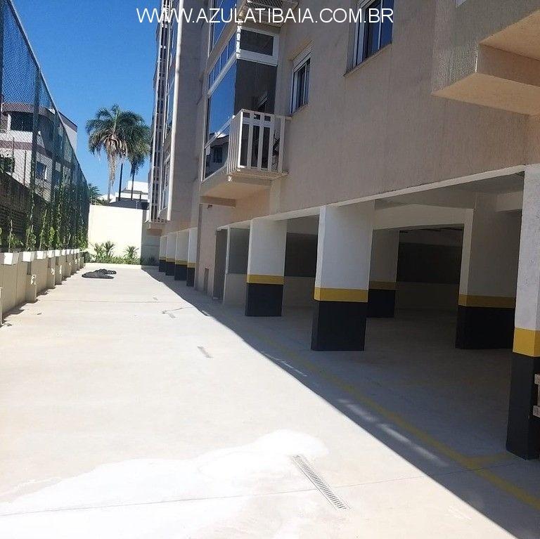 Apartamento à venda com 2 quartos, 79m² - Foto 9