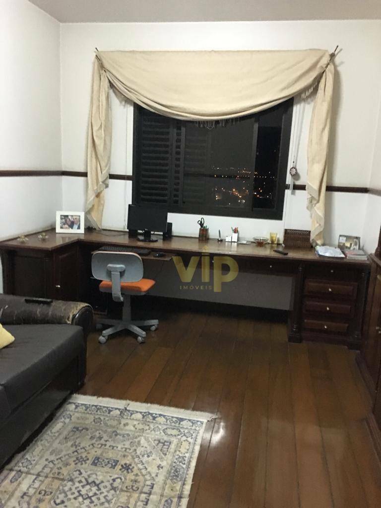 Apartamento à venda com 4 quartos, 227m² - Foto 7