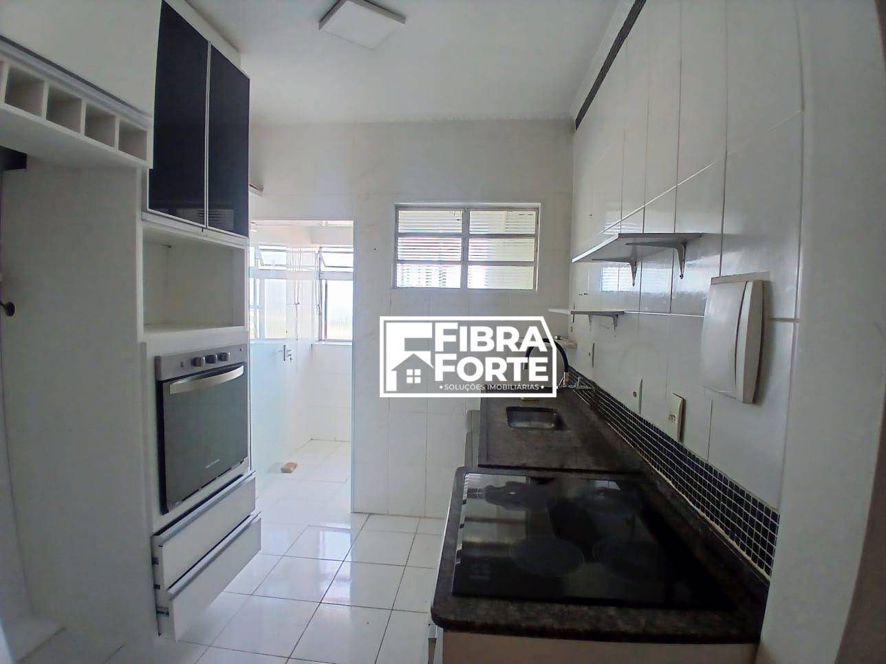 Apartamento à venda com 2 quartos, 70m² - Foto 11