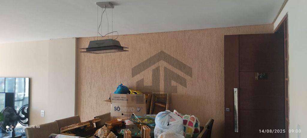 Apartamento para alugar com 3 quartos, 120m² - Foto 18