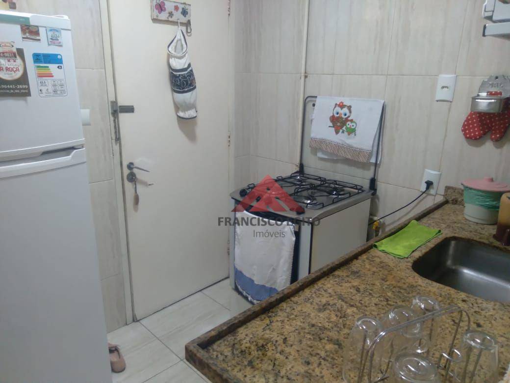 Apartamento à venda com 2 quartos, 90m² - Foto 13