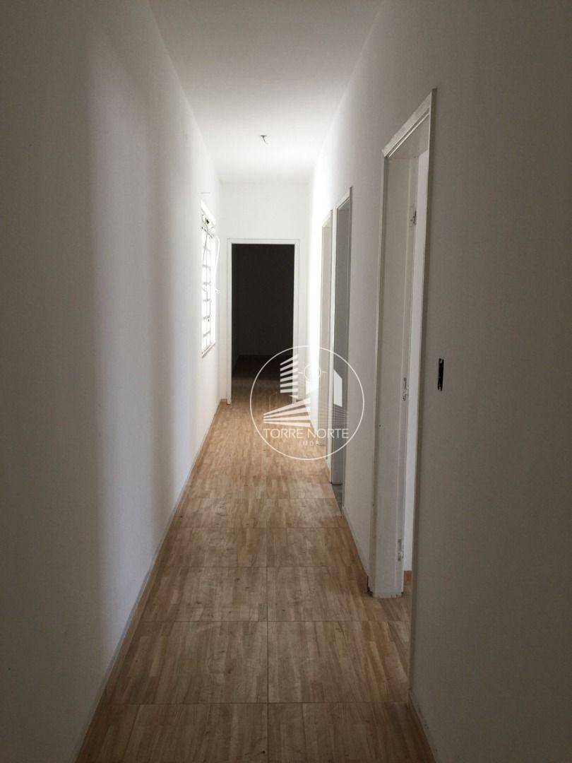 Casa à venda com 3 quartos, 292m² - Foto 12