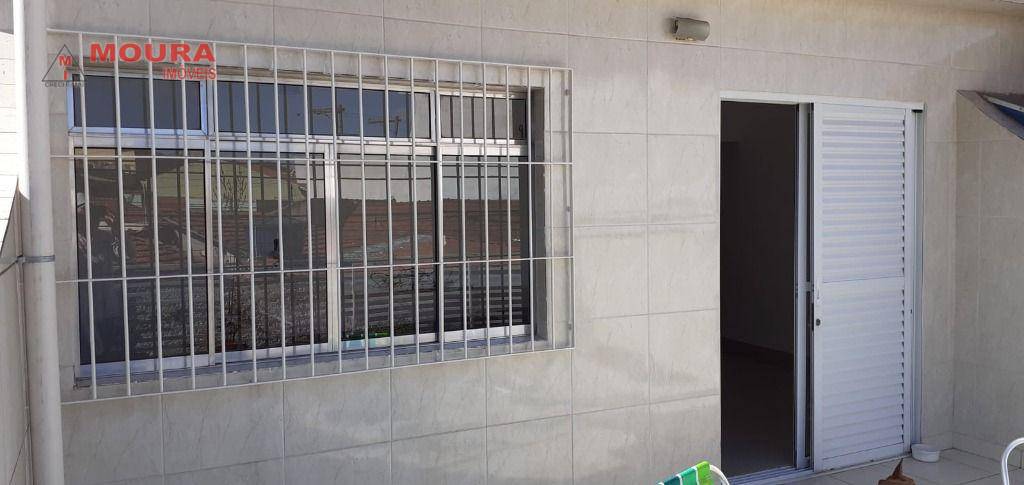 Sobrado à venda com 5 quartos, 180m² - Foto 2