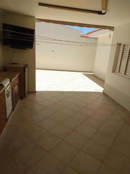 Casa à venda com 4 quartos, 240m² - Foto 10