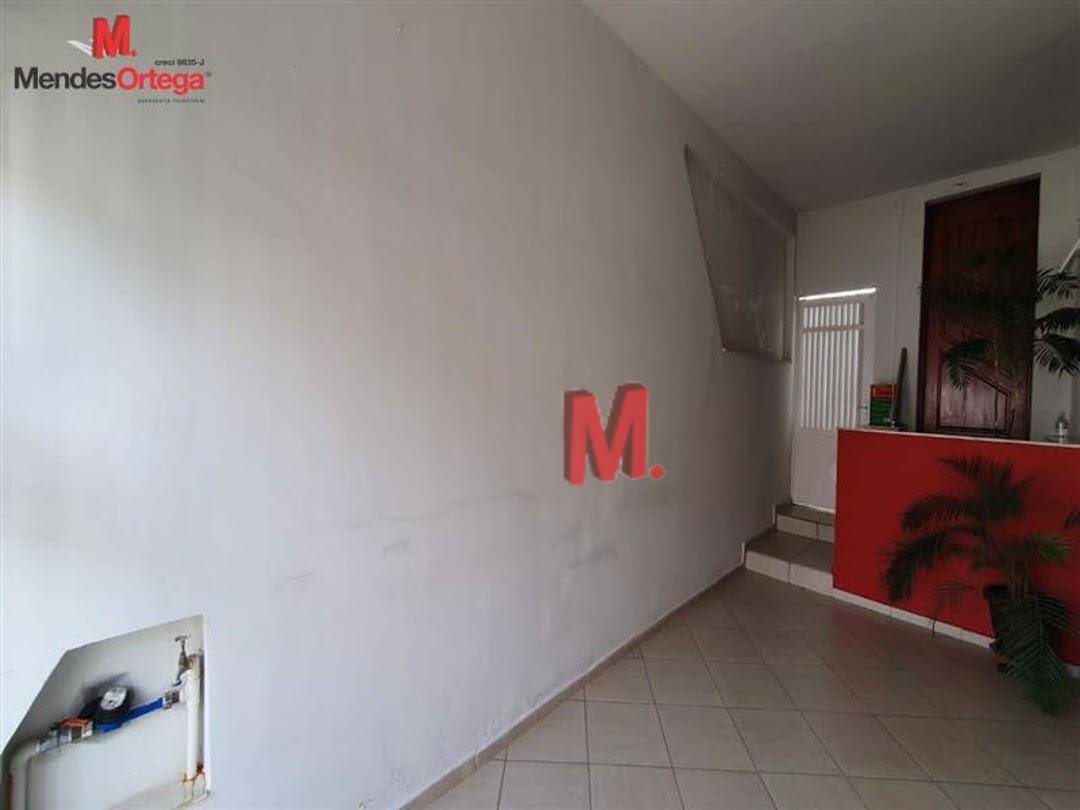 Casa à venda com 3 quartos, 197m² - Foto 3